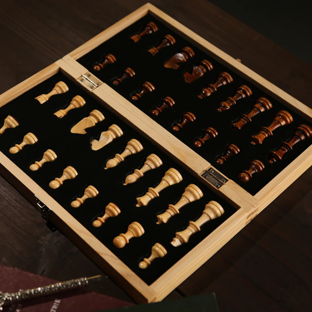 StratEdge Magnetic Folding Chess Set