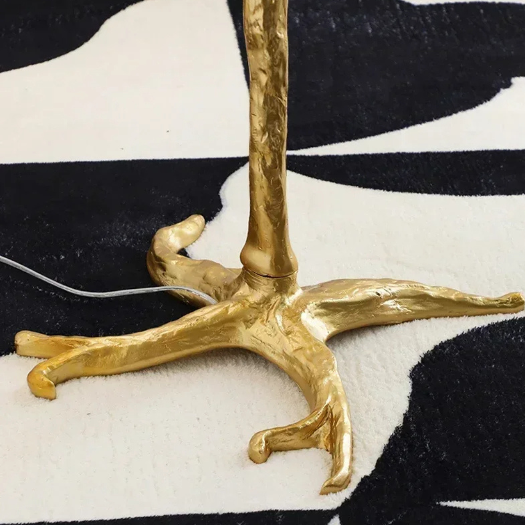 Fleuris Feather Lamp