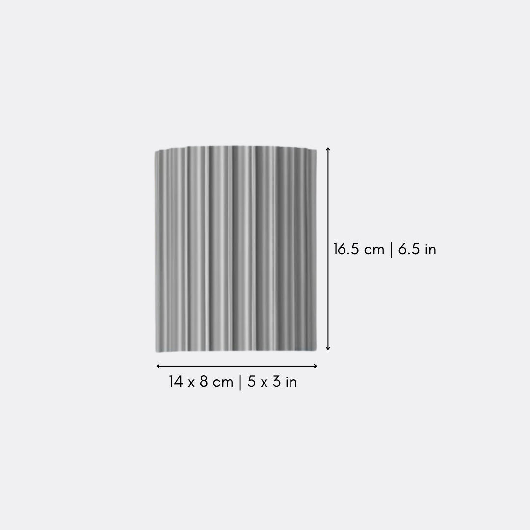 LumeWave Ribbed Wall Light