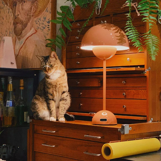 VintaGlow Retro Table Lamp