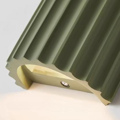 LumeWave Ribbed Wall Light