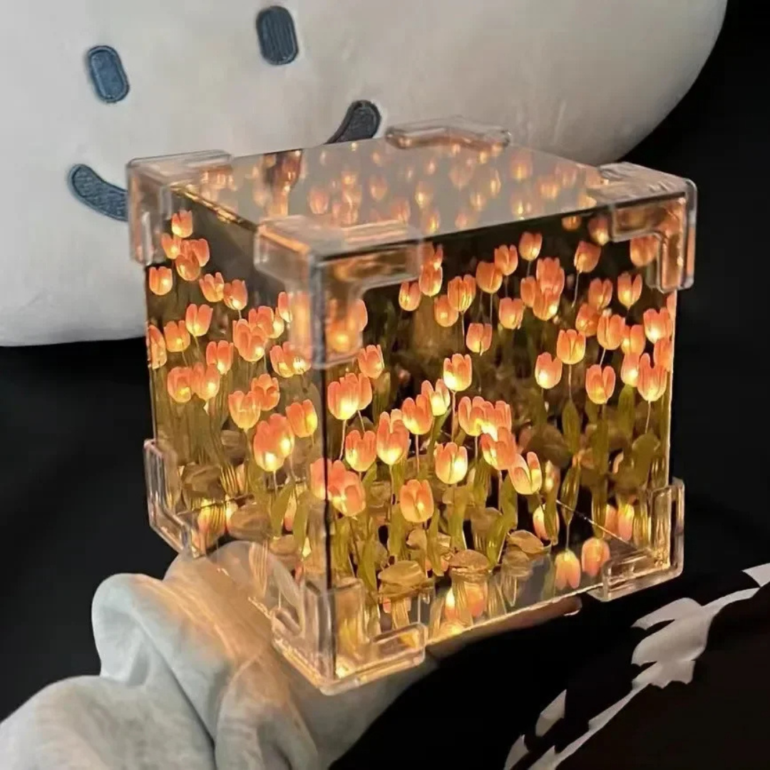 GlowTulip Cube Lamp