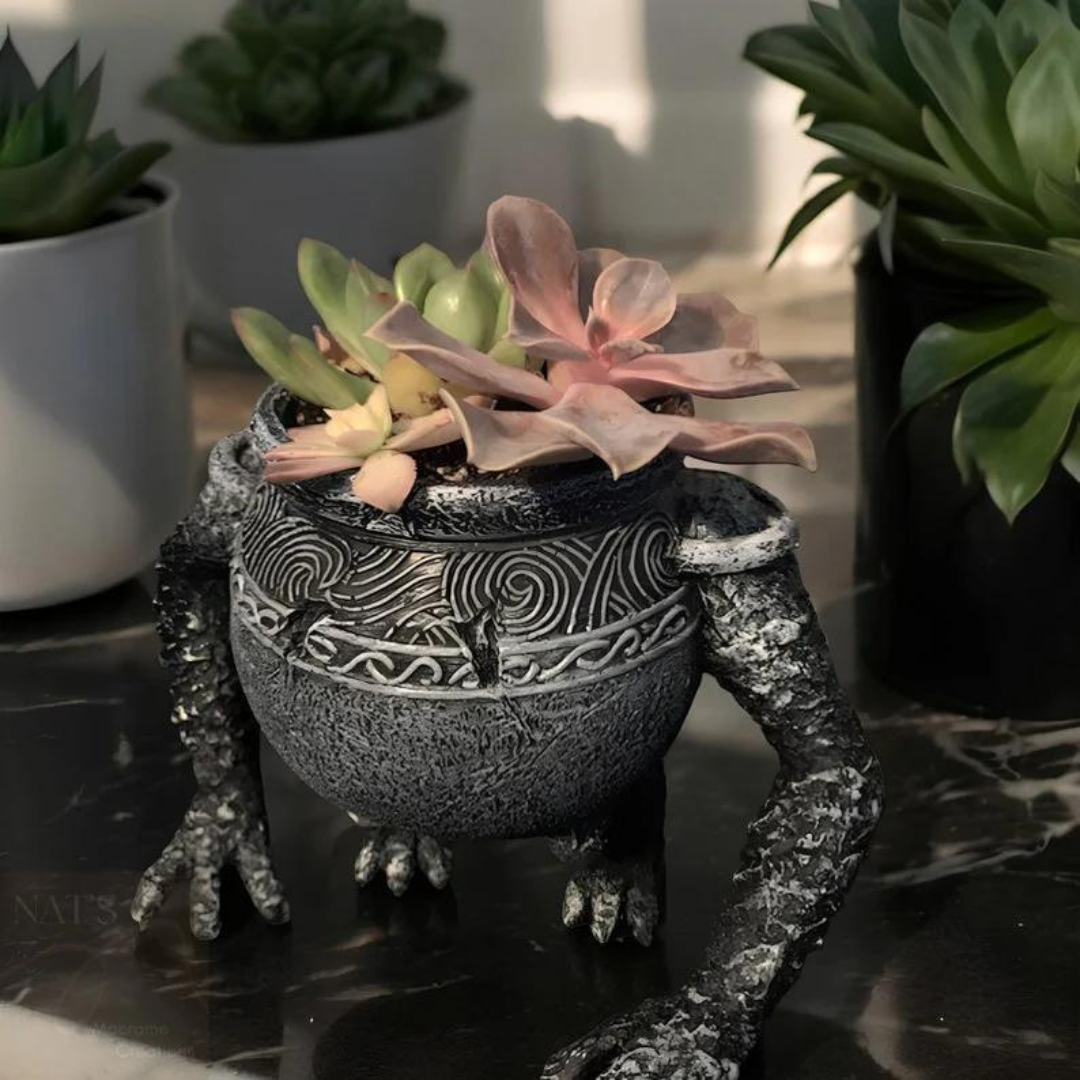 Mytika Guardian Planter