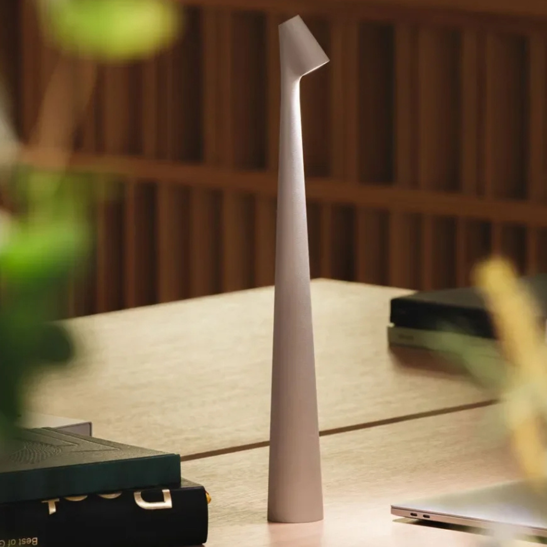 SculptTower Portable Light