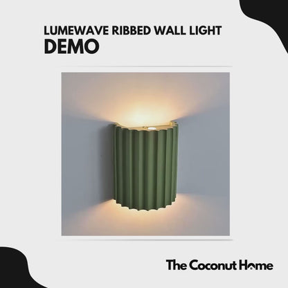 LumeWave Ribbed Wall Light